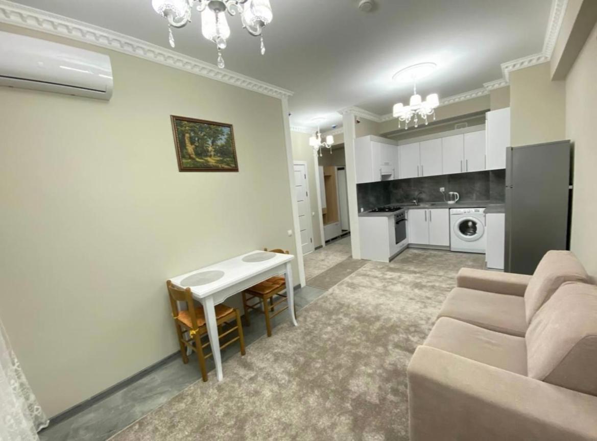 Luxury Oasis Flat Apartment Chisinau Exterior photo