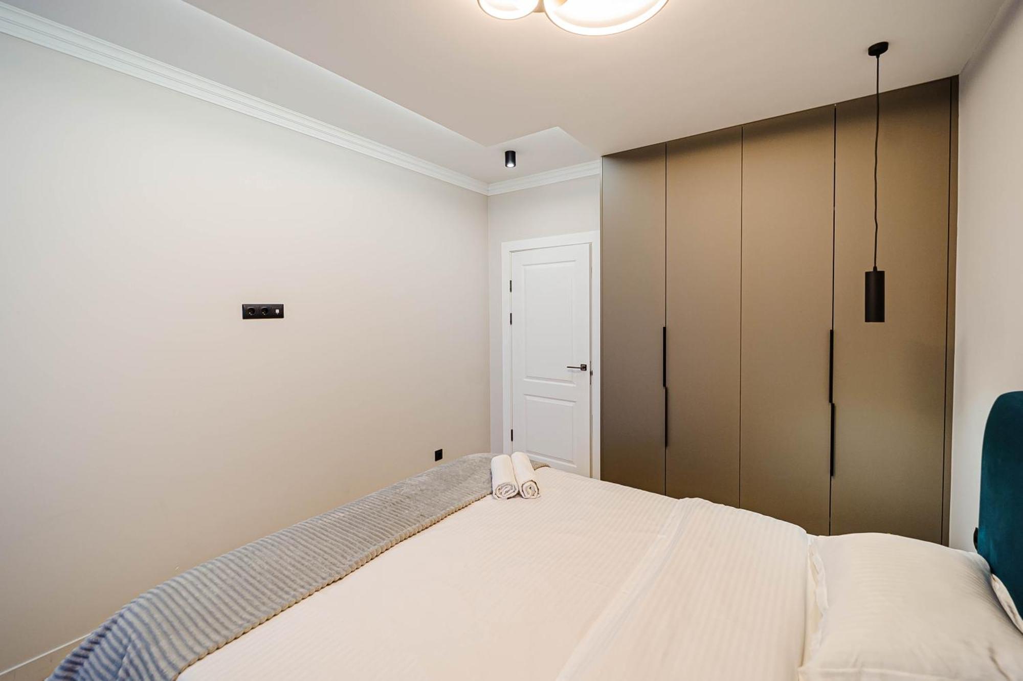 Luxury Oasis Flat Apartment Chisinau Exterior photo